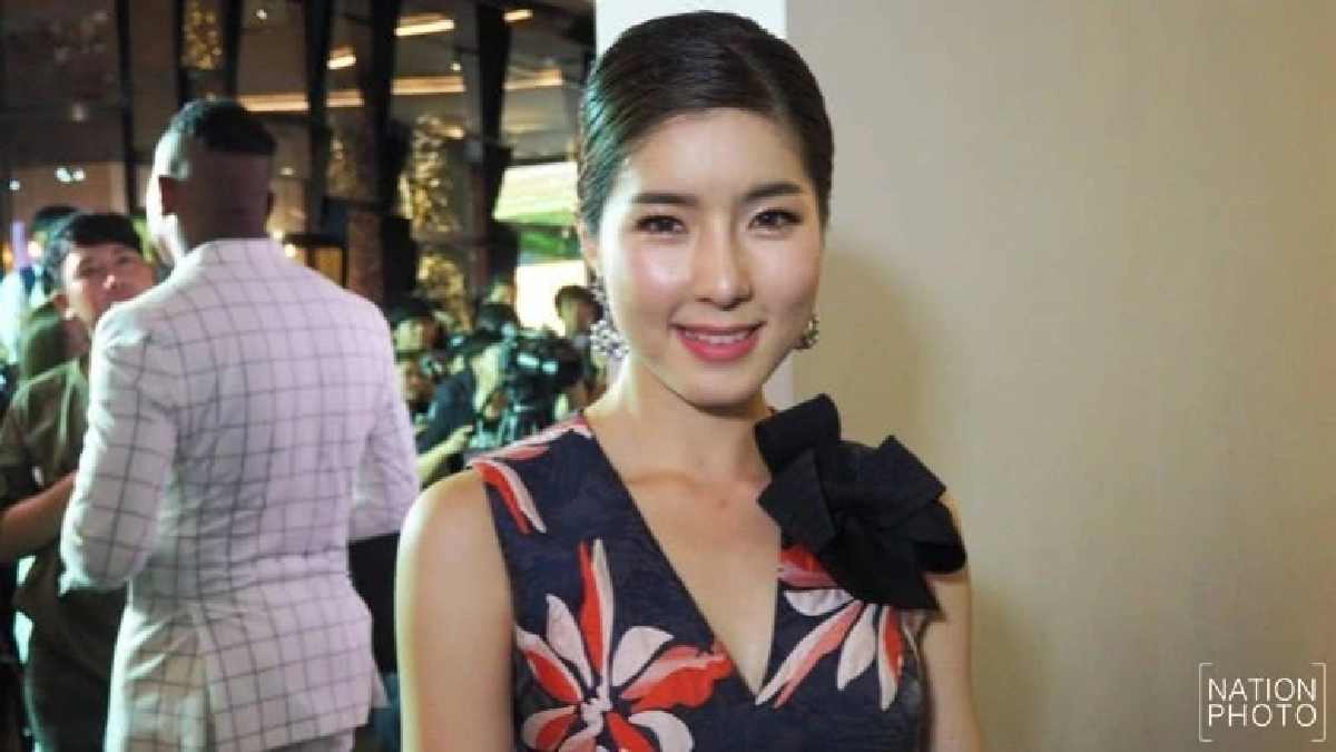 ‘จียอน’ เคลียร์ใจ ‘พชร์’ โบ้ยเหตุเพราะผจก.เก่า ‘จียอน’ เคลียร์ใจ ‘พชร์’ โบ้ยเหตุเพราะผจก.เก่า