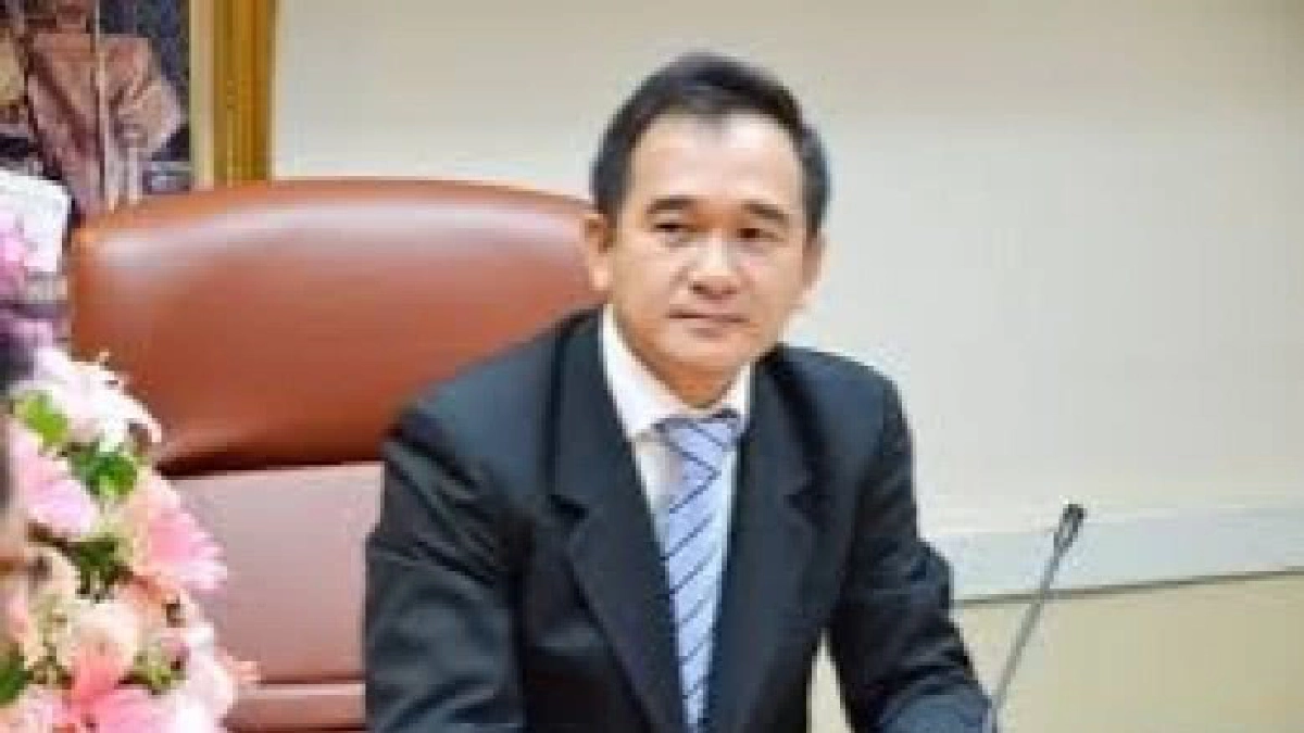 สศค.ยันยังไม่สรุปใช้วิธีแจกเงินคนจน สศค.ยันยังไม่สรุปใช้วิธีแจกเงินคนจน