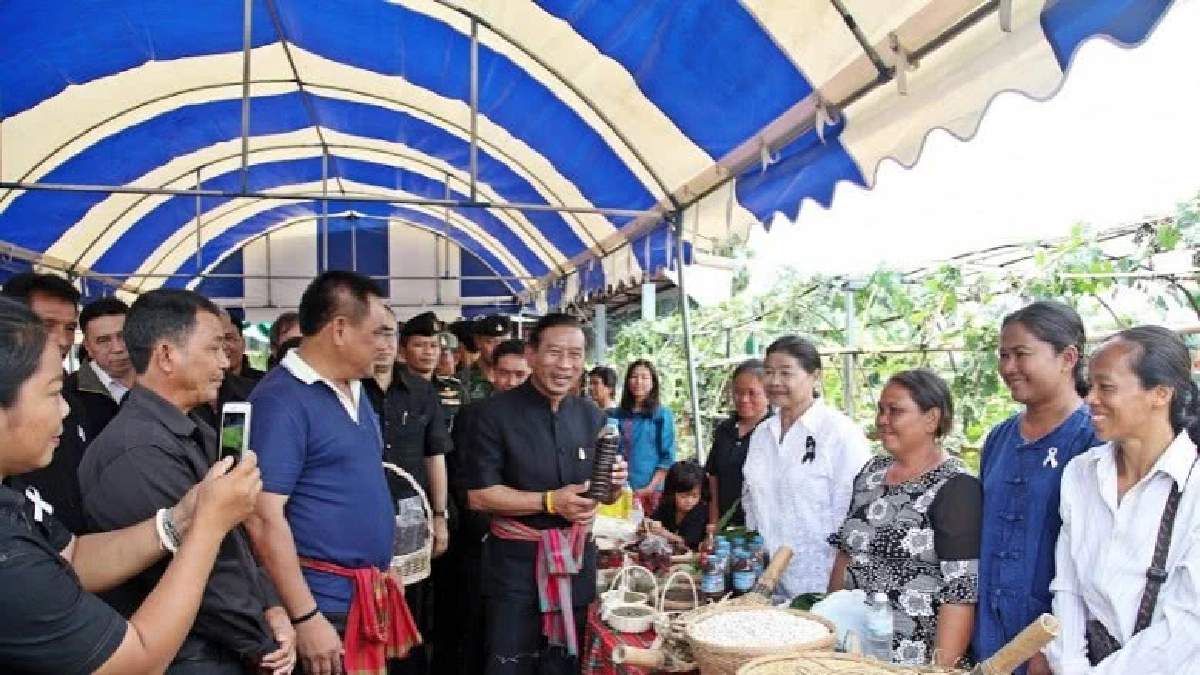 "ฉัตรชัย"ลงพื้นที่จ.สุรินทร์ ติดตามผลดำเนินงานเกษตรแปลงใหญ่
