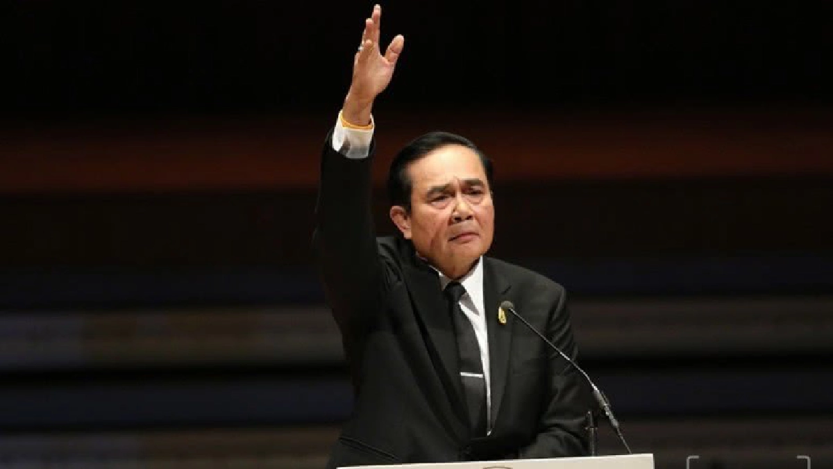 มีเงินไม่ซื้อเรือดำน้ำ หรือจะให้แจกเหมือนจำนำข้าว