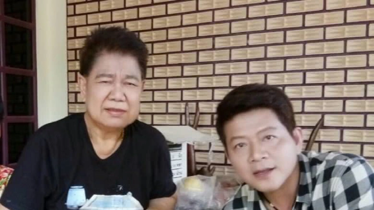 ชลธี เตรียมมอบเพลง ให้ศิษย์รัก 