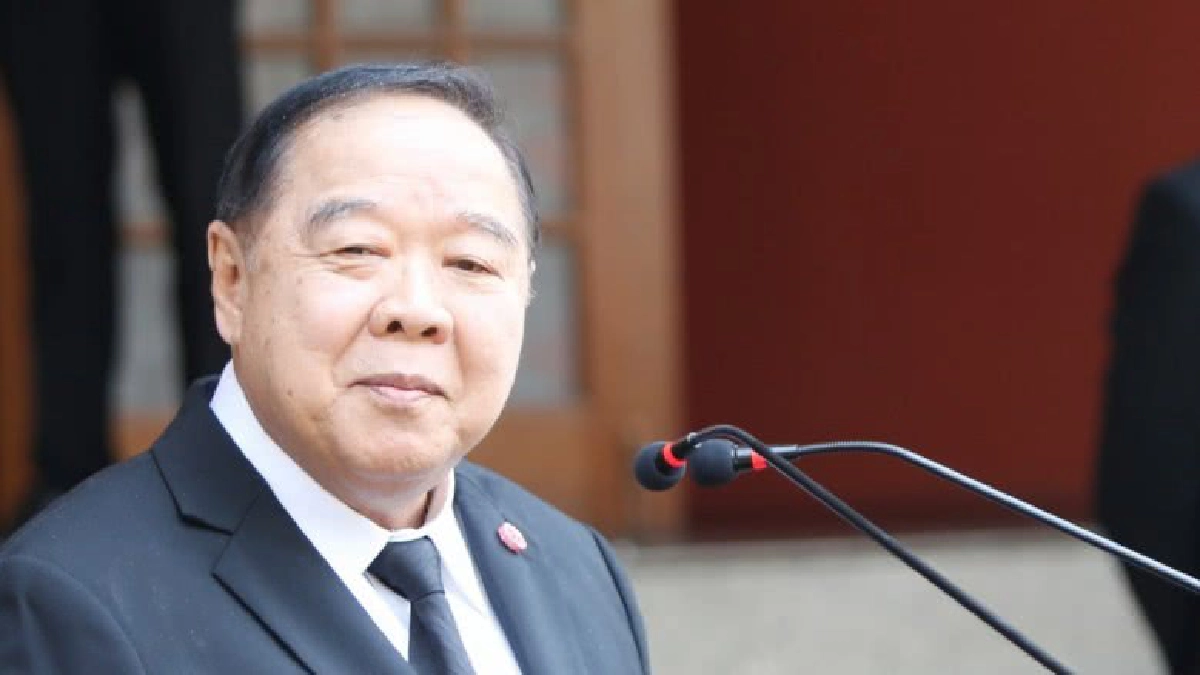 "บิ๊กป้อม"ยันซื้อ เรือดำน้ำไม่ขัด รธน. แน่ 