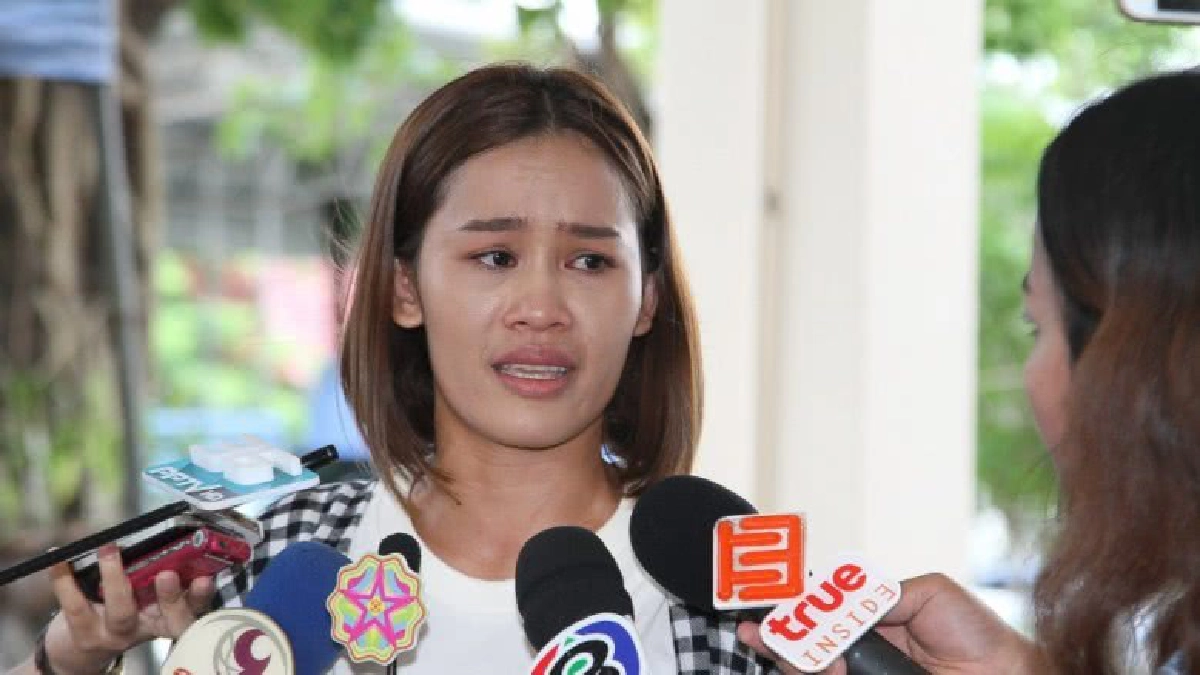 ‘หนูเล็ก’เครียดอาการพ่อหนักจนเคยคิดฆ่าตัวตาย(คลิป) ‘หนูเล็ก’เครียดอาการพ่อหนักจนเคยคิดฆ่าตัวตาย(คลิป)