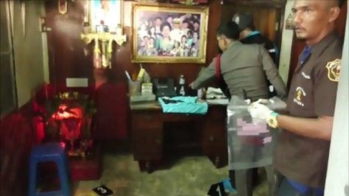 เสี่ยค้าส่งผ้าปืนลั่นดับอนาถคาบ้าน เสี่ยค้าส่งผ้าปืนลั่นดับอนาถคาบ้าน