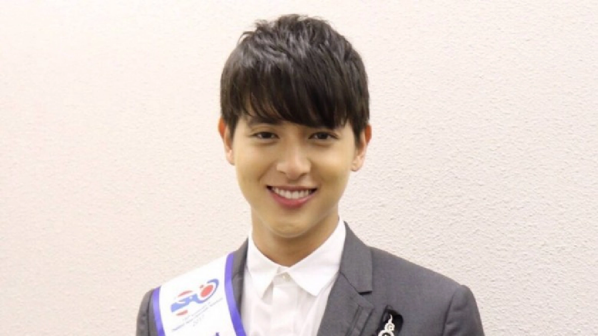 'เจมส์ จิ'ปลื้มได้รับเลือกเป็นทูตความสัมพันธ์ไทย-ญี่ปุ่น 'เจมส์ จิ'ปลื้มได้รับเลือกเป็นทูตความสัมพันธ์ไทย-ญี่ปุ่น