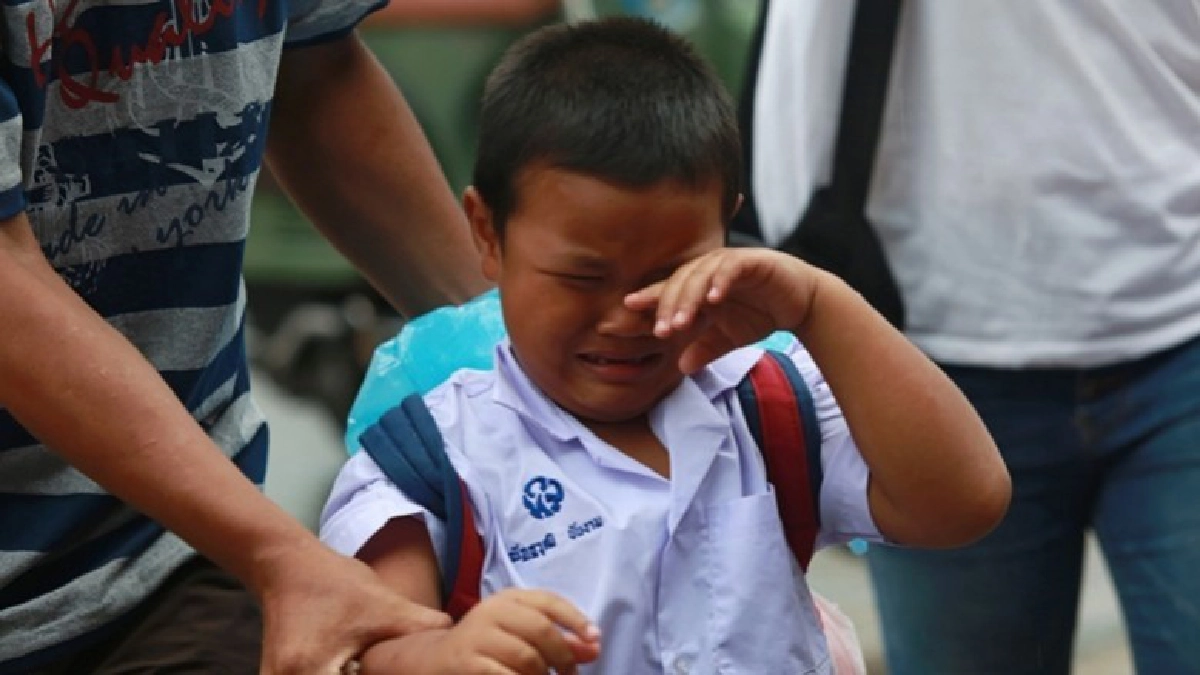 ฝนตก รถติด รับเปิดเทอม !! (ภาพชุด) ฝนตก รถติด รับเปิดเทอม !! (ภาพชุด)