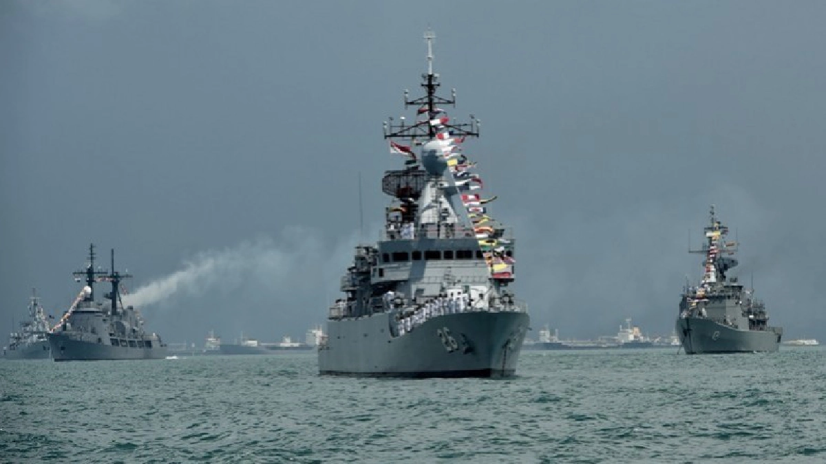 ไทยส่งเรือรบร่วมฉลองทัพเรือสิงคโปร์ครบ 50 ปี ไทยส่งเรือรบร่วมฉลองทัพเรือสิงคโปร์ครบ 50 ปี
