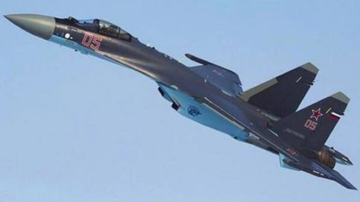 จีนวิเคราะห์ SU-35 ปะทะ F-22 ฝ่ายไหนจะชนะ ? จีนวิเคราะห์ SU-35 ปะทะ F-22 ฝ่ายไหนจะชนะ ?