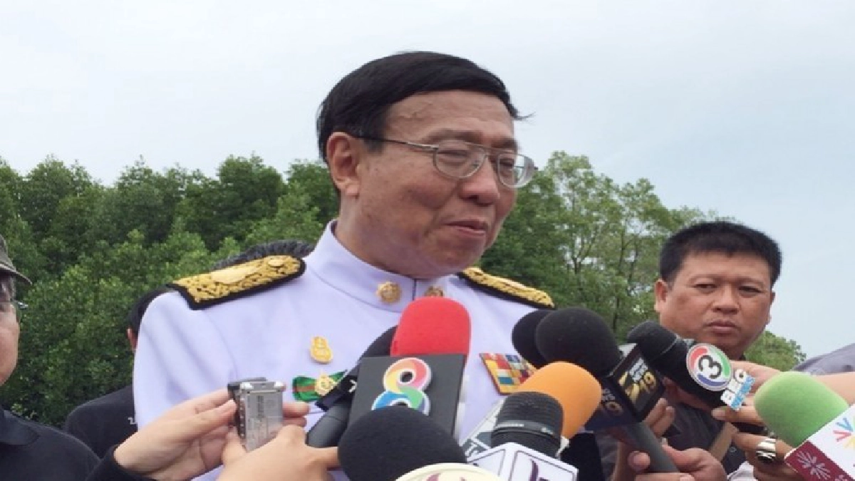 “พรเพชร”เผย"สนช."เสนอขึ้นแวต1 % ชี้เป็นแค่ผลศึกษา “พรเพชร”เผย"สนช."เสนอขึ้นแวต1 % ชี้เป็นแค่ผลศึกษา
