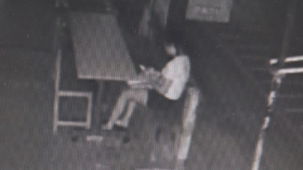 เจอแล้วสาวม.5!!ที่แท้หนีอยู่กับเพื่อน8วัน เจอแล้วสาวม.5!!ที่แท้หนีอยู่กับเพื่อน8วัน