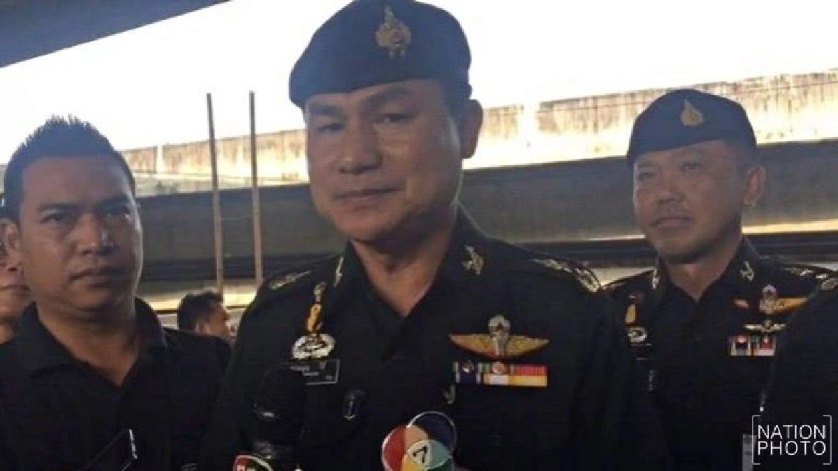 เร่งเครื่องสร้างเขื่อนคลองลาดพร้าว เร่งเครื่องสร้างเขื่อนคลองลาดพร้าว
