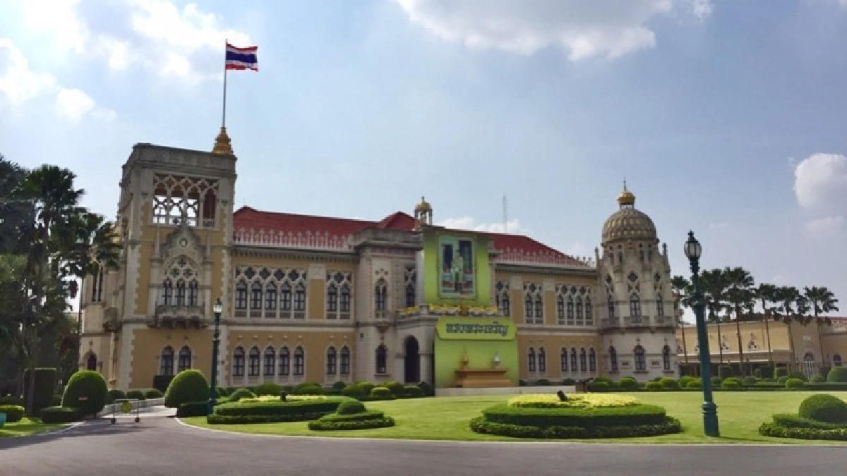 รปภ.เพิ่มมาตรการคุมเข้ม"ทำเนียบฯ"หลังบึ้ม..!!รพ.พระมงกุฎ รปภ.เพิ่มมาตรการคุมเข้ม"ทำเนียบฯ"หลังบึ้ม..!!รพ.พระมงกุฎ