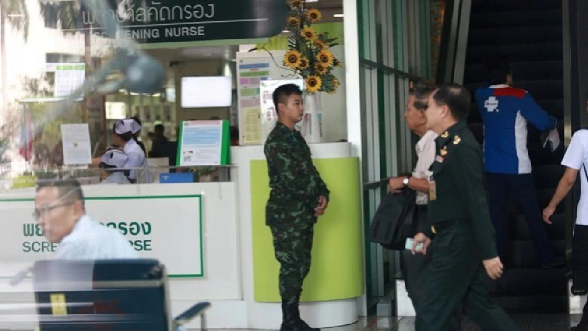 รพ.พระมงกุฎเกล้า ตรวจเข้มรักษาความปลอดภัย (ภาพชุด) รพ.พระมงกุฎเกล้า ตรวจเข้มรักษาความปลอดภัย (ภาพชุด)