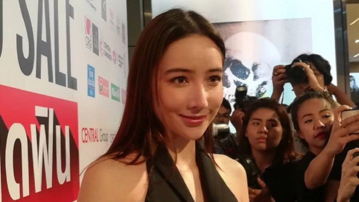 ‘เอย’รับ ‘ป้อง’เป็นคนพิเศษนิดหนึ่ง ‘เอย’รับ ‘ป้อง’เป็นคนพิเศษนิดหนึ่ง