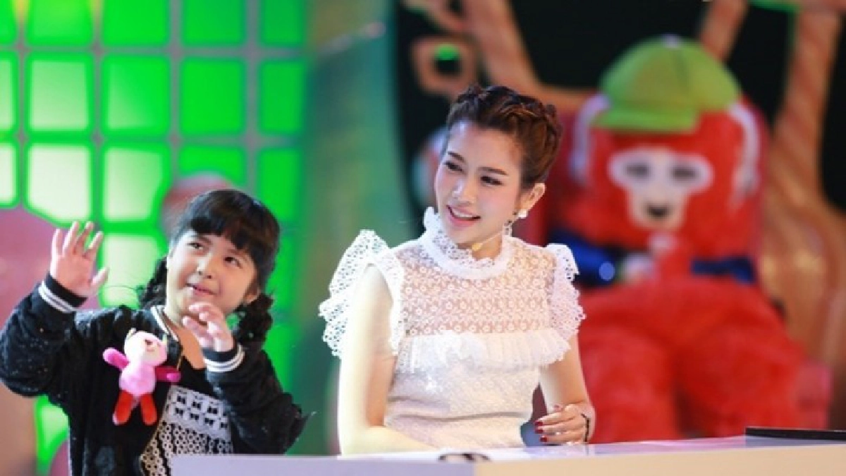 'ไบรท์-ปุยฝ้าย' ร่วมเซอร์ไพร้ส์รอบไฟนอล