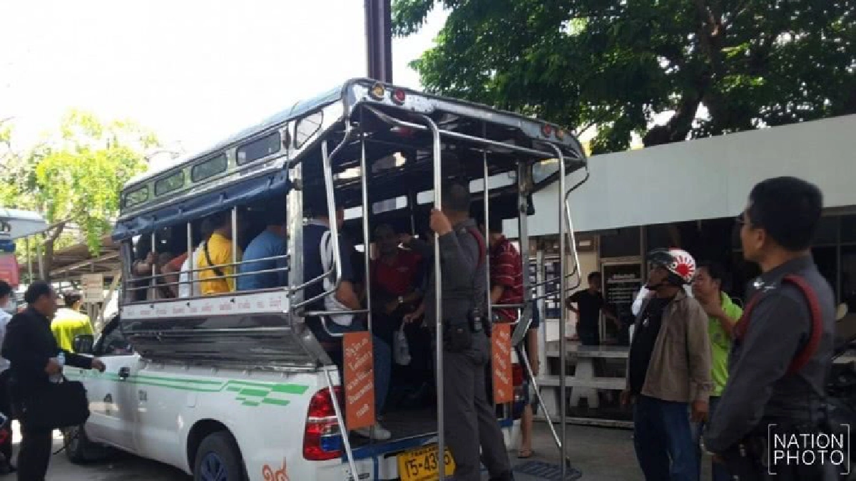 ตร.ลาดพร้าวนำนักพนันส่งศาลแล้ว ตร.ลาดพร้าวนำนักพนันส่งศาลแล้ว