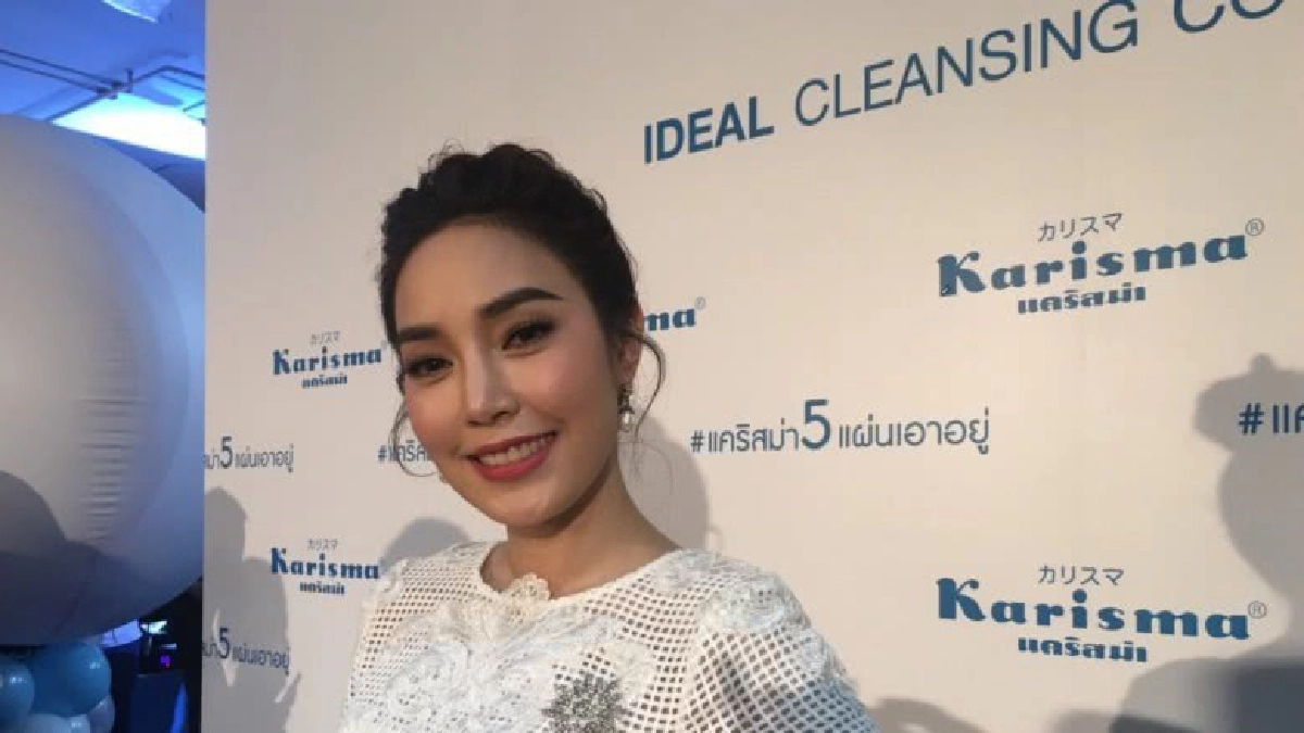 “เมย์”ยิ้ม“เจ”เซอร์ไพรส์วันเกิด (คลิป) “เมย์”ยิ้ม“เจ”เซอร์ไพรส์วันเกิด (คลิป)
