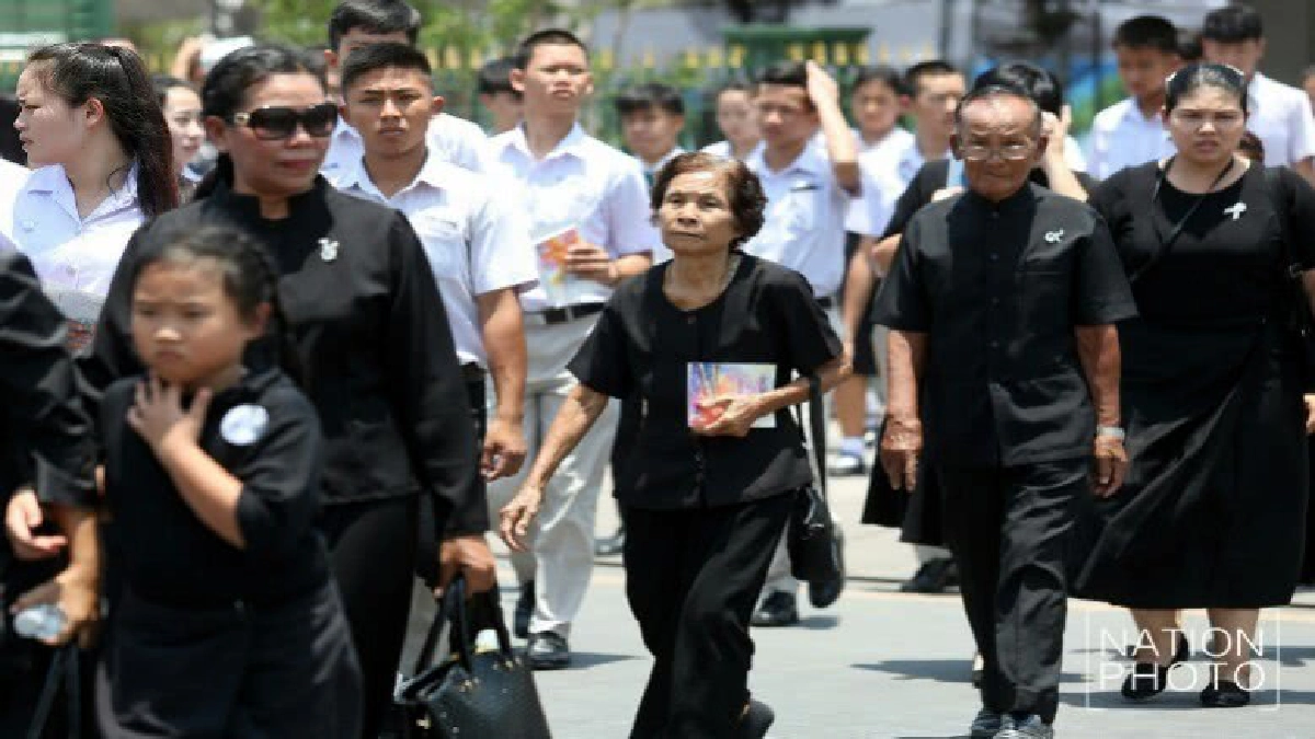 204วันประชาชนเข้ากราบพระบรมศพกว่า 7ล้านคน 204วันประชาชนเข้ากราบพระบรมศพกว่า 7ล้านคน