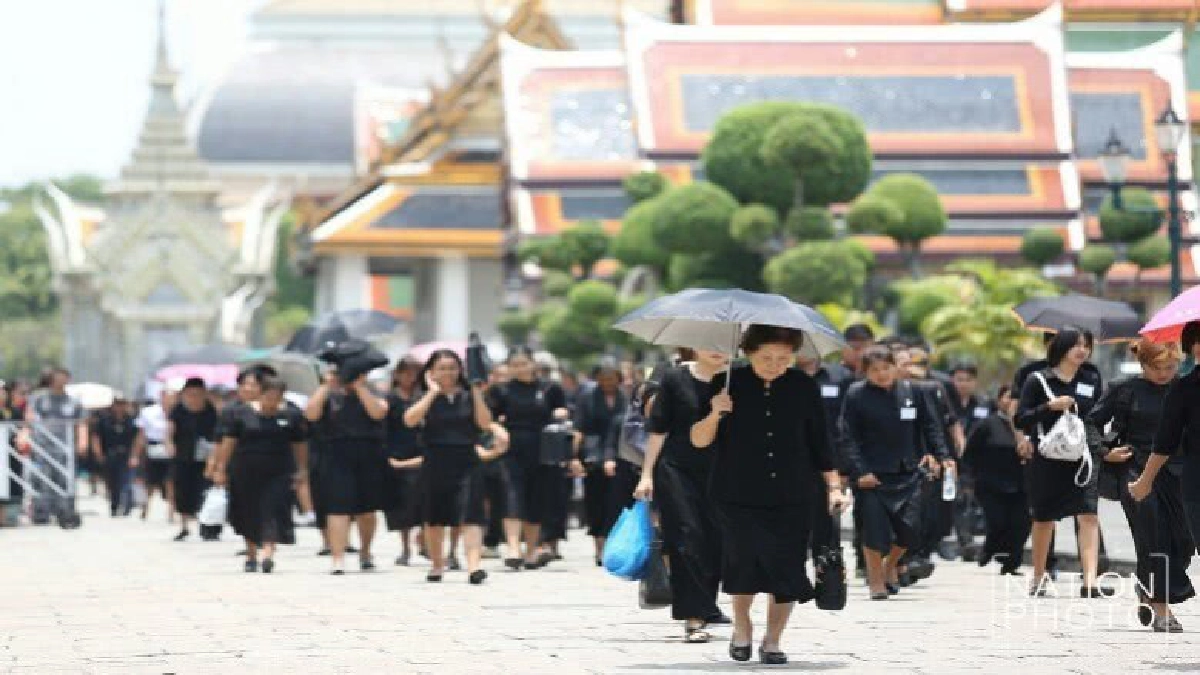 ในหลวง ร.9 ทรงงานมากมายโดยไม่หวังสิ่งตอบแทน ในหลวง ร.9 ทรงงานมากมายโดยไม่หวังสิ่งตอบแทน