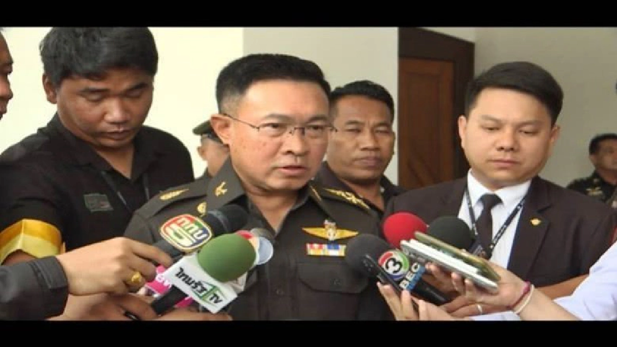 ผบ.สส.เล็งร่วมความเห็นครอบคลุมเสนอ"บิ๊กป้อม" ผบ.สส.เล็งร่วมความเห็นครอบคลุมเสนอ"บิ๊กป้อม"