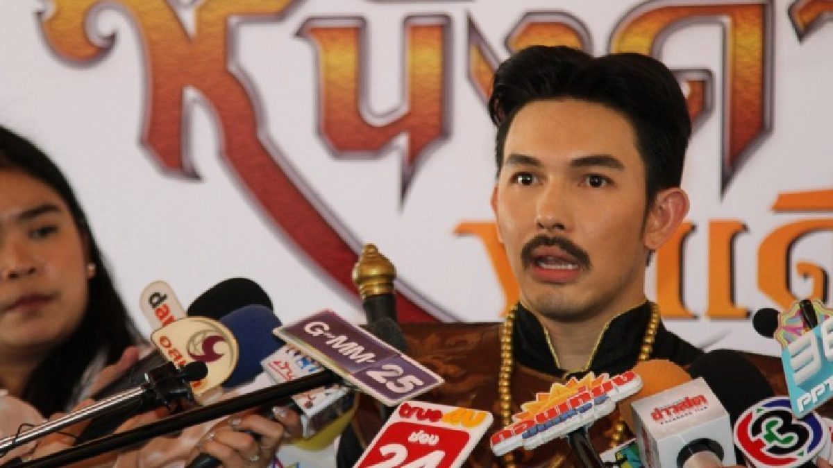 ขนลุก!! ฟังปาฏิหาริย์ ‘พระเจ้าตาก’ จากปาก‘อั้ม’(คลิป) ขนลุก!! ฟังปาฏิหาริย์ ‘พระเจ้าตาก’ จากปาก‘อั้ม’(คลิป)