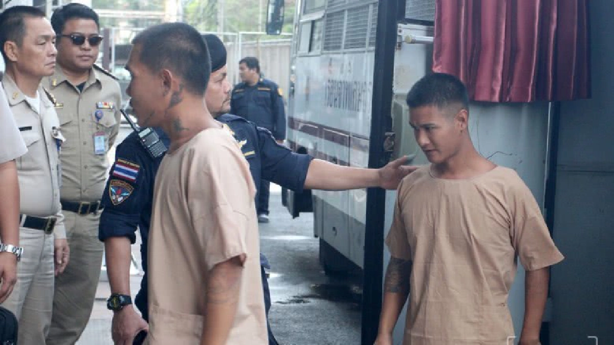 ประหาร“ตั้ม-เอ๊กซ์”จี้ฆ่าชิงไอโฟนบัณฑิตมศว. ประหาร“ตั้ม-เอ๊กซ์”จี้ฆ่าชิงไอโฟนบัณฑิตมศว.