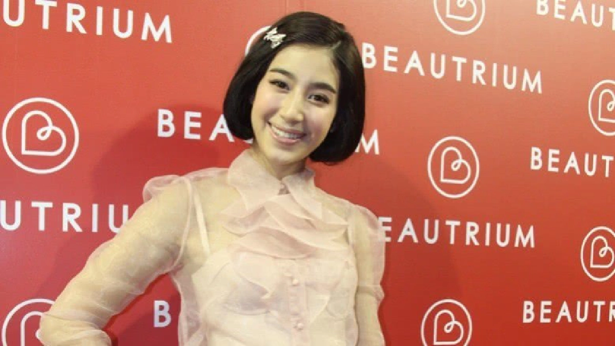 ‘มิ้นต์’ใจกล้าใส่ชุดว่ายน้ำสุดหวิวเผยพ่อ-แฟนไม่ว่า(คลิป) ‘มิ้นต์’ใจกล้าใส่ชุดว่ายน้ำสุดหวิวเผยพ่อ-แฟนไม่ว่า(คลิป)