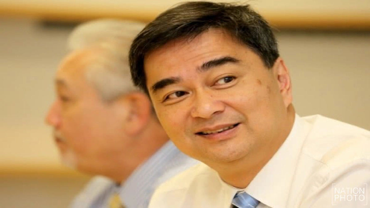 “มาร์ค”โต้แนวคิด 1 พรรค 2 แนวคิด 