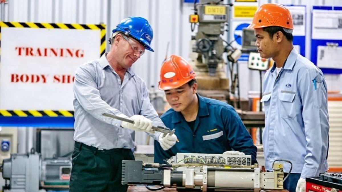 สู่โลกทำงานของจริง 