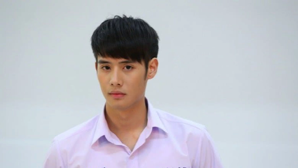 'โซ่-ธัชพล' หนุ่มหล่อดาวรุ่งกับบทบาทท้าทาย 