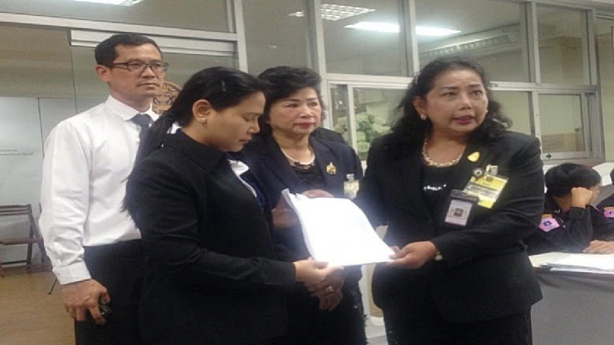 ทวงคืนที่ดินหอการค้าไทย!!! ทวงคืนที่ดินหอการค้าไทย!!!