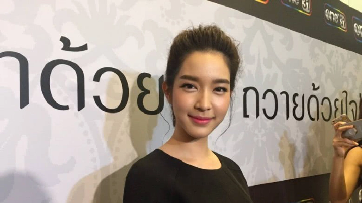 'โม' สตรอง ถึงจะโสดหัวใจไม่เหงา!! 'โม' สตรอง ถึงจะโสดหัวใจไม่เหงา!!