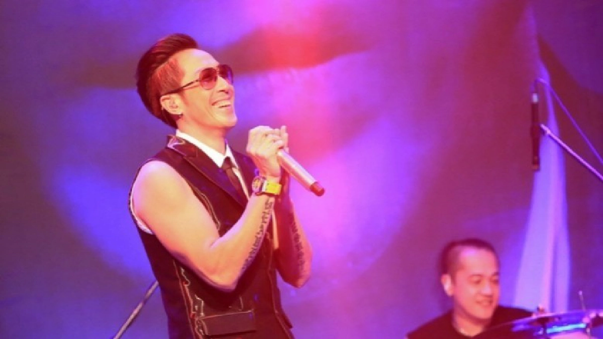 Sold Out!! รวดเร็ว 'เจ' ปลุกเชื้อความมัน Sold Out!! รวดเร็ว 'เจ' ปลุกเชื้อความมัน