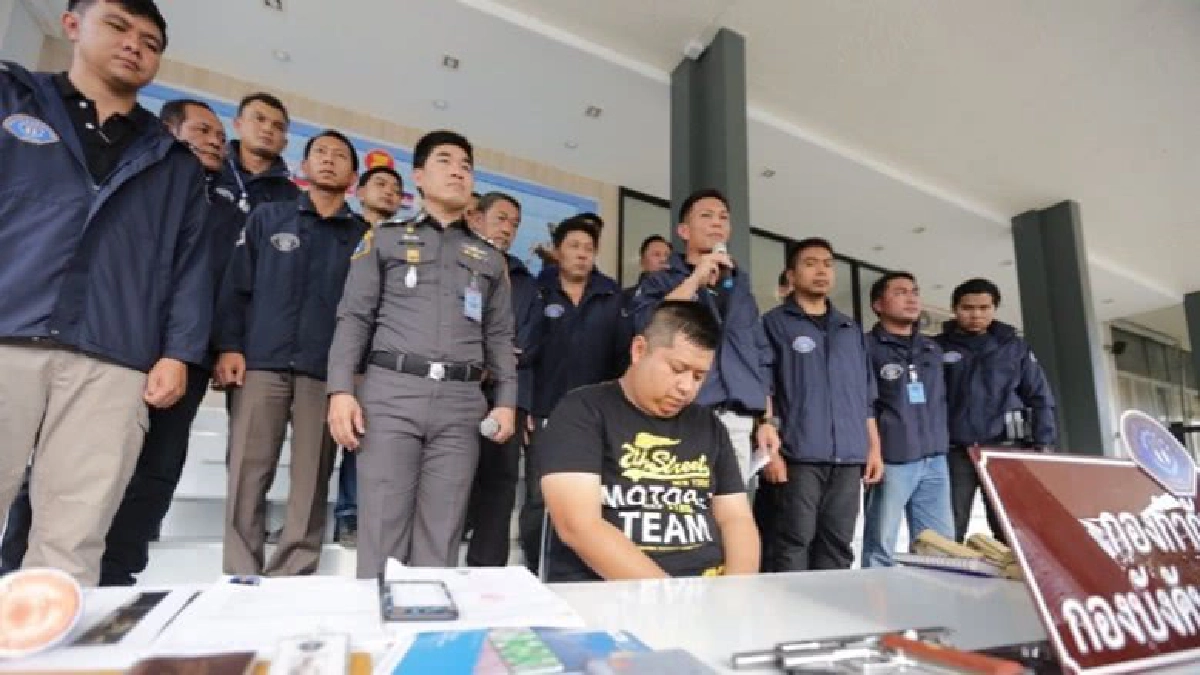 รวบร้อยเอกปลอมอ้างสนิท รมช.กลาโหมตุ๋นเหยื่อฝากเข้าทหาร