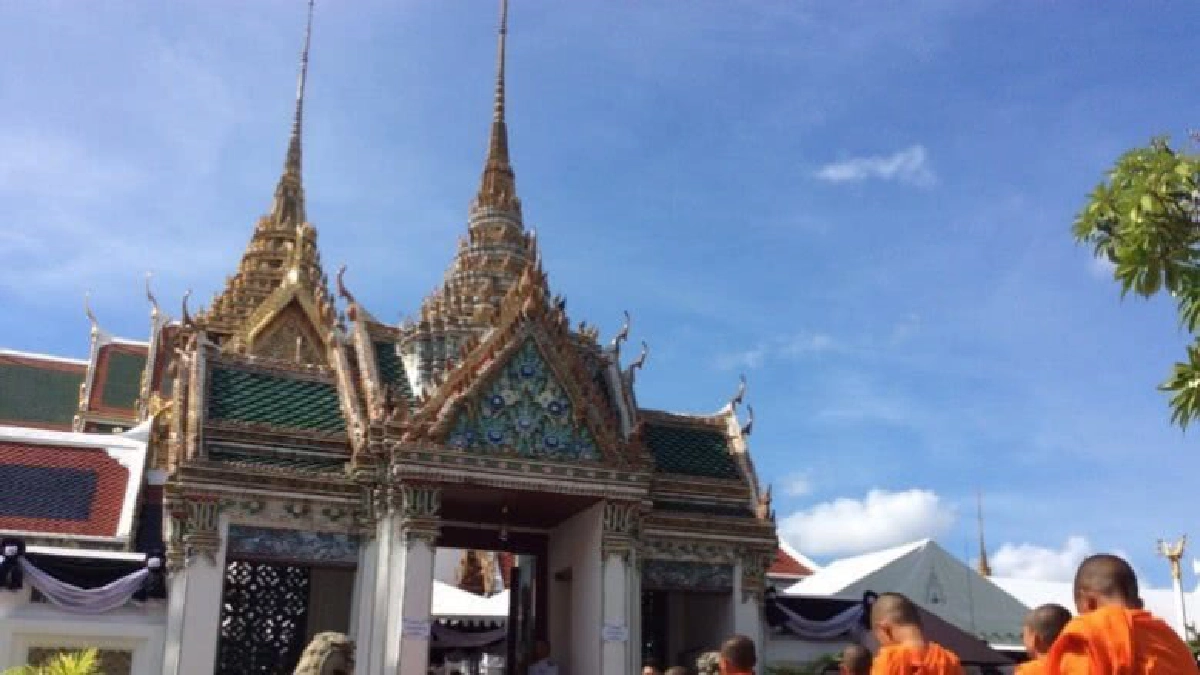 พระธรรมเทศนา ถวายพระบรมศพเรื่อง "วิริยะบารมีคาถา"