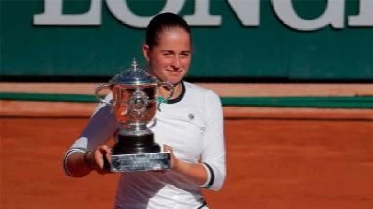 “ออสตาเพนโก” คว้าแชมป์เฟรนช์ โอเพ่น 2017