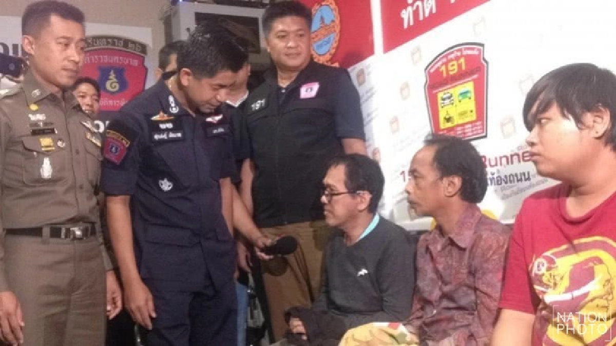 191 รวบยกแก๊ง! 'ปลอมเอกสารราชการ' 191 รวบยกแก๊ง! 'ปลอมเอกสารราชการ'