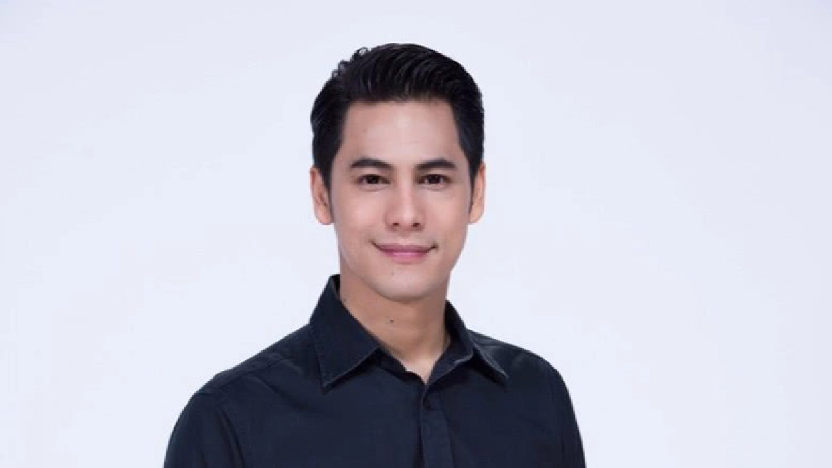 'ซี' ร่วมถ่ายทอดความพอเพียงในสกู๊ป 'ทำดีเพื่อพ่อ ให้โลกรัก' 'ซี' ร่วมถ่ายทอดความพอเพียงในสกู๊ป 'ทำดีเพื่อพ่อ ให้โลกรัก'