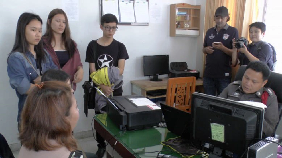 นศ.แจ้งจับ”ทอมแสบ”ตุ๋นซื้อไอโฟน7ราคาถูกก่อนเชิดกว่าล้านบ.