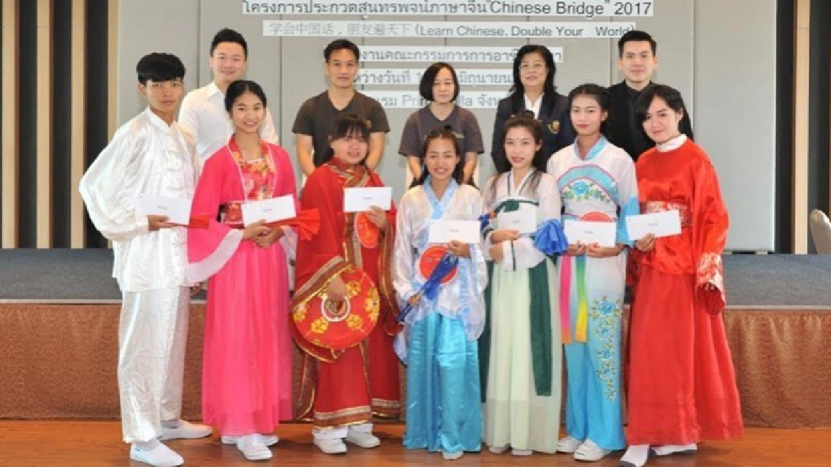 ได้แล้ว!!7ตัวแทนอาชีวะประกวดสุนทรพจน์ภาษาจีน