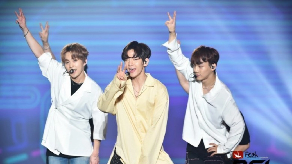 แฟนคลับล้นฮอลล์ร่วมงาน 'Feoh Presents 2017'