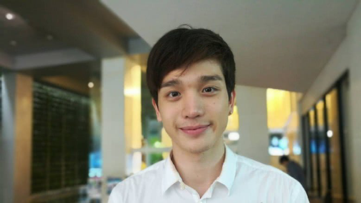 แหกคอก ‘ตระกูลหมอ’ บทพิสูจน์ของ ‘ตงตง’ เพื่อมีวันนี้(คลิป) แหกคอก ‘ตระกูลหมอ’ บทพิสูจน์ของ ‘ตงตง’ เพื่อมีวันนี้(คลิป)