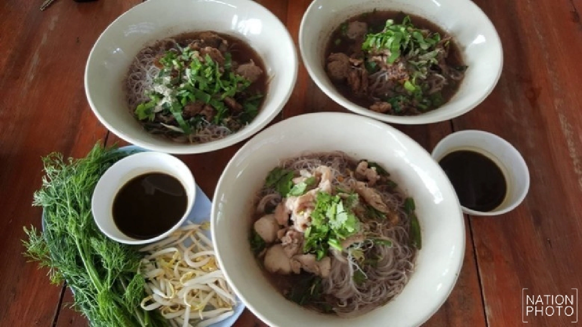 ชวนชิม! ก๋วยเตี๋ยวขี้อ่อนวัว ชวนชิม! ก๋วยเตี๋ยวขี้อ่อนวัว
