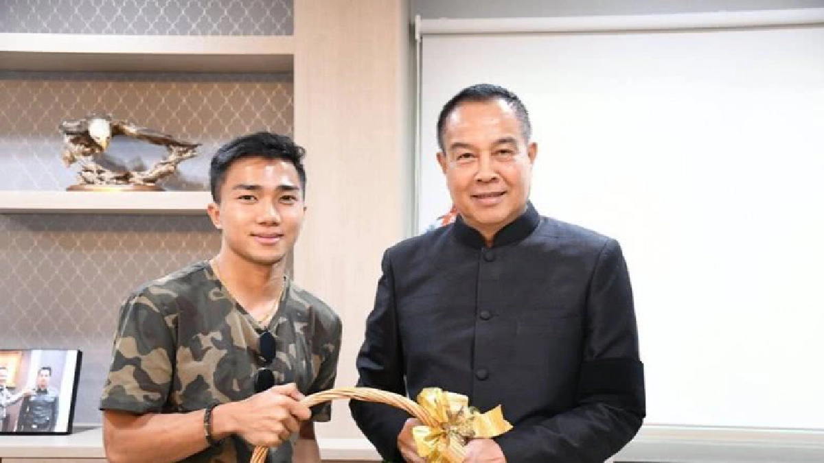 นายกสมาคมฯให้โอวาท"ชนาธิป"ค้าแข้งญี่ปุ่น