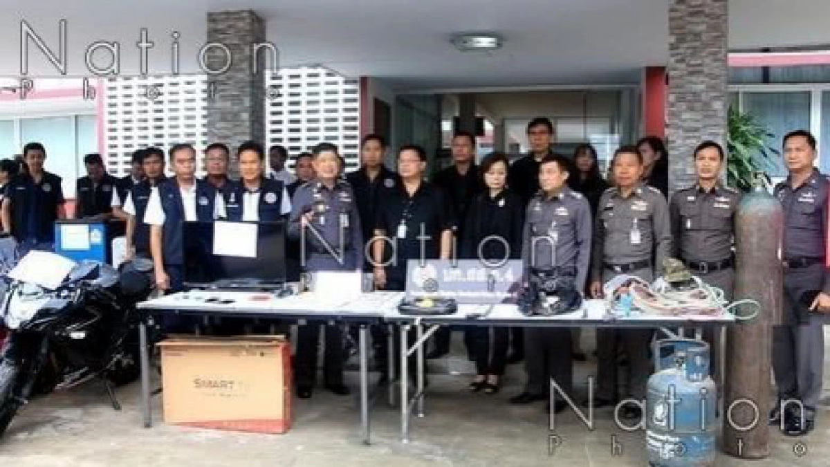 รวบแล้วโจรเจาะตู้เอทีเอ็มฉกเงิน2ล้านที่อุดรธานี รวบแล้วโจรเจาะตู้เอทีเอ็มฉกเงิน2ล้านที่อุดรธานี