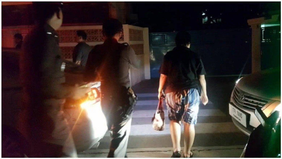 คุมสาวคนสนิท ผู้ต้องสงสัย คดีระเบิด!! ค้นหาวัตถุพยาน คุมสาวคนสนิท ผู้ต้องสงสัย คดีระเบิด!! ค้นหาวัตถุพยาน