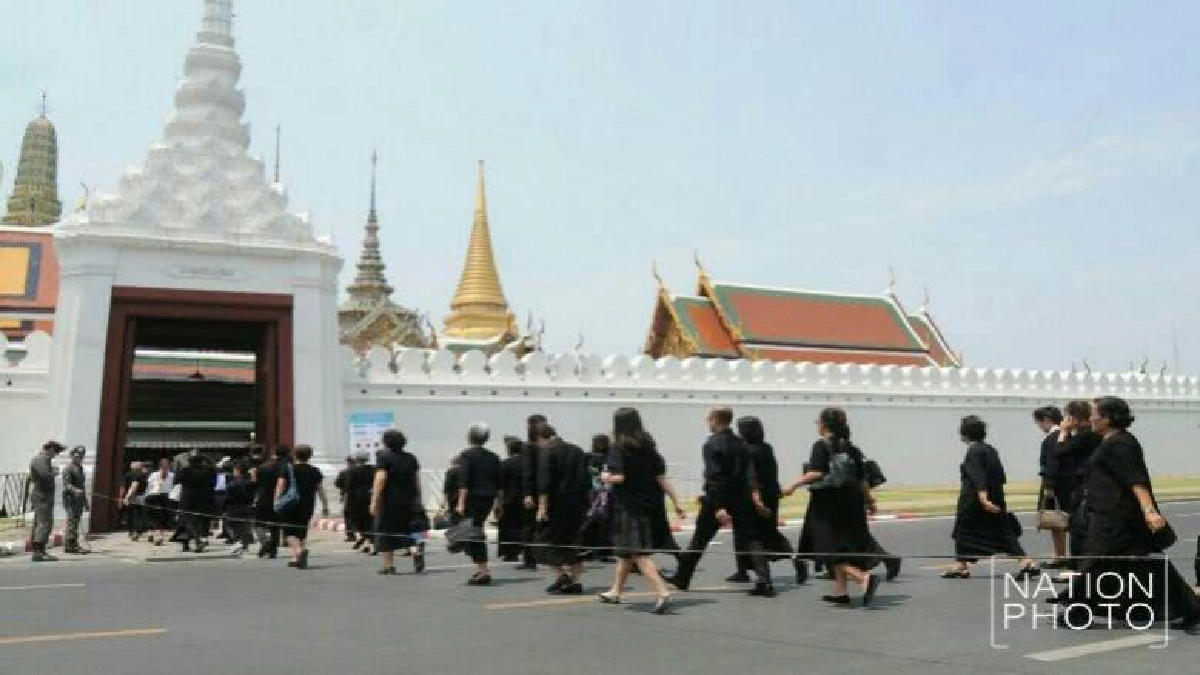 โชคดีแค่ไหนที่ได้เกิดมาในรัชกาลที่ 9 โชคดีแค่ไหนที่ได้เกิดมาในรัชกาลที่ 9