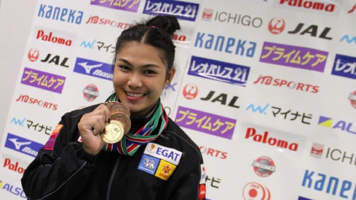 "รัตนาพร" คว้าทองยกเหล็กเยาวชนโลก "รัตนาพร" คว้าทองยกเหล็กเยาวชนโลก