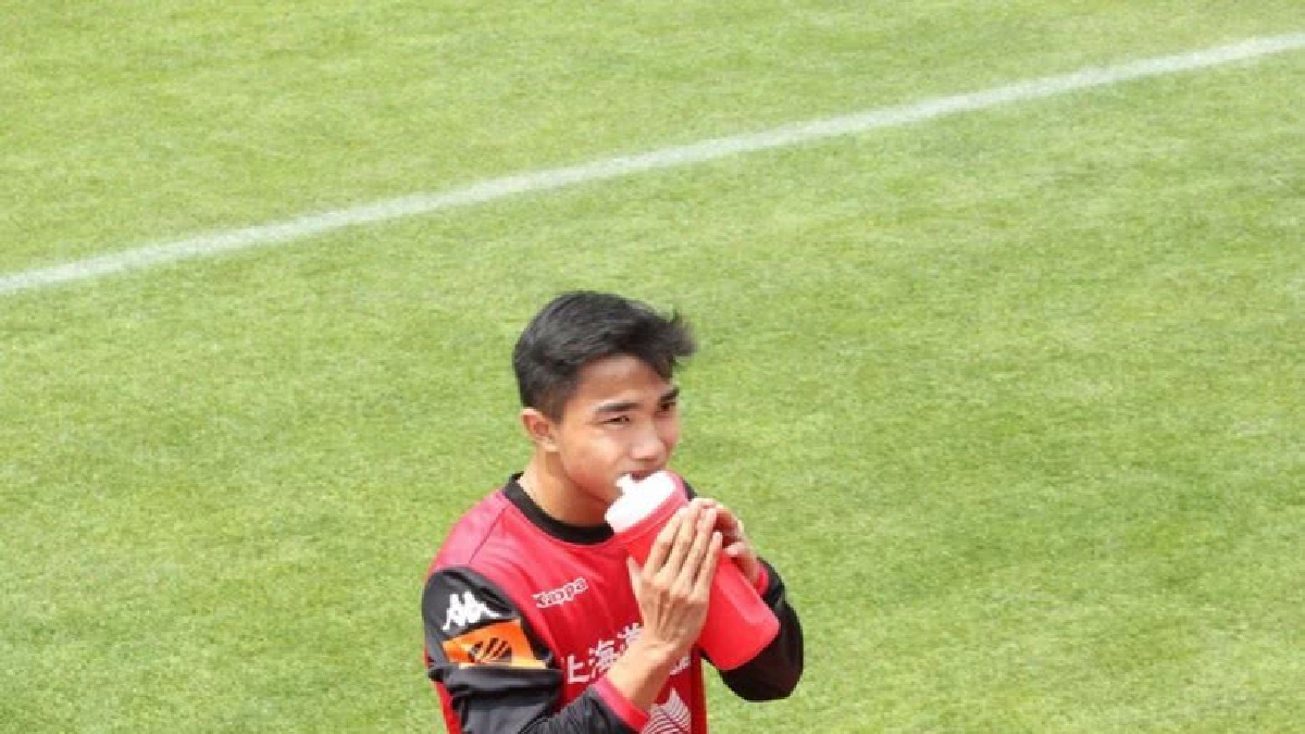“ชนาธิป”ประเดิมซ้อมกับคอนซาโดเลฯ “ชนาธิป”ประเดิมซ้อมกับคอนซาโดเลฯ