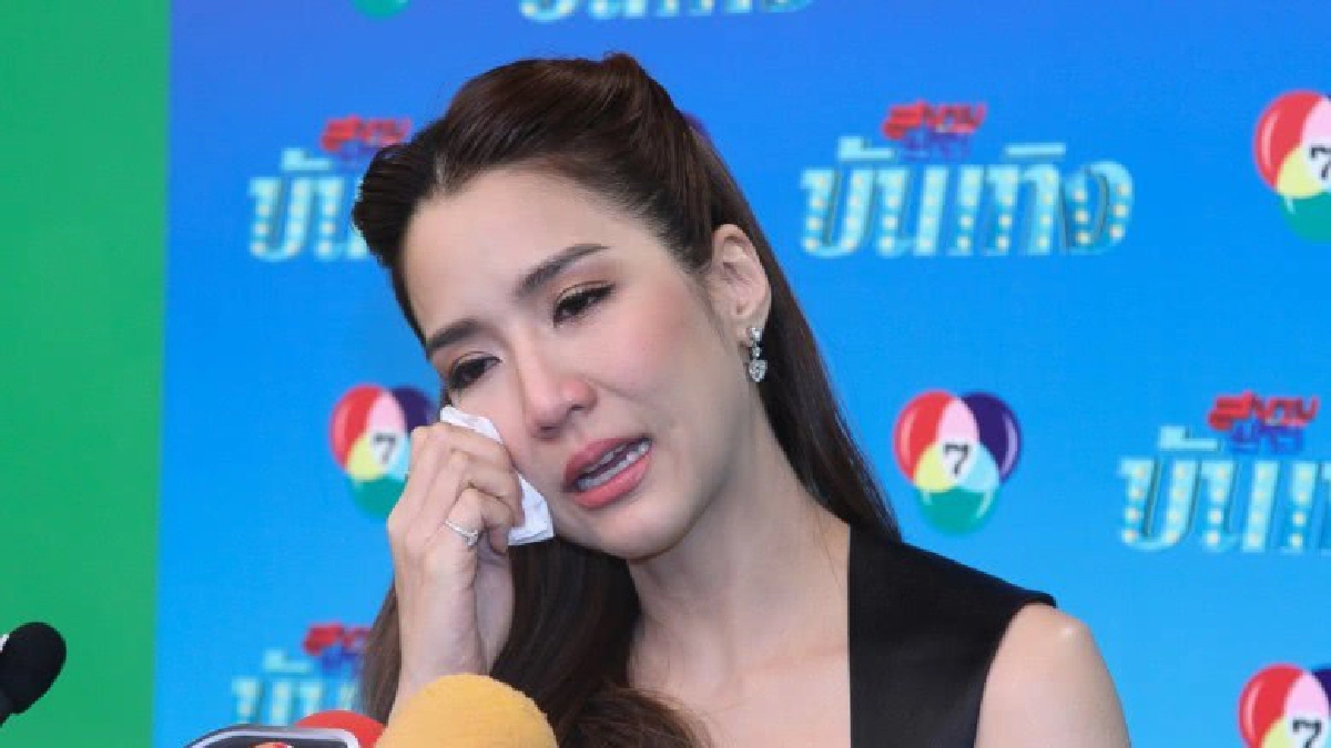 ‘จั๊กจั่น’ หลั่งน้ำตา!!! ลา ‘ช่อง7’ (คลิป) ‘จั๊กจั่น’ หลั่งน้ำตา!!! ลา ‘ช่อง7’ (คลิป)